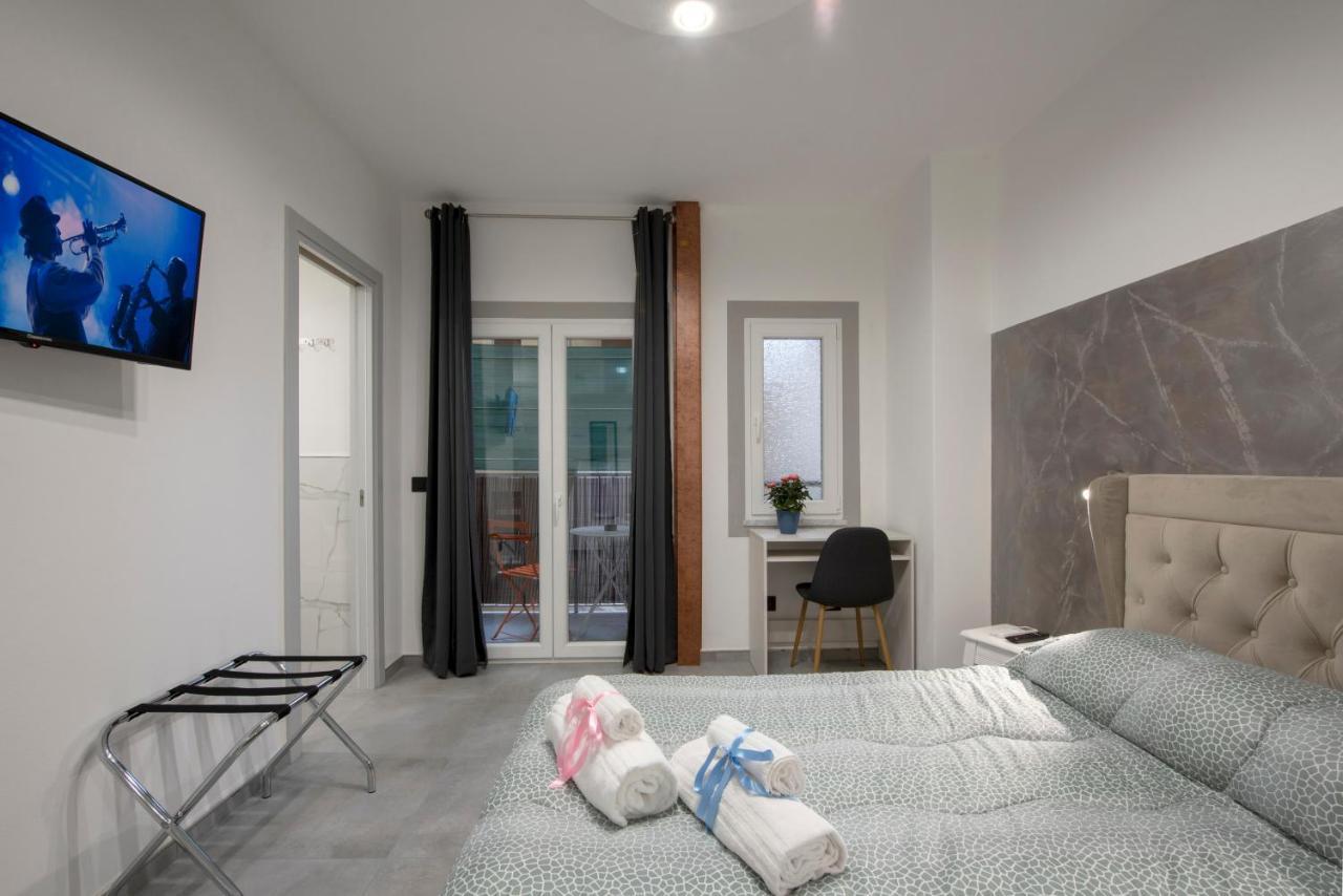 Sabriluna Rooms Специя Экстерьер фото